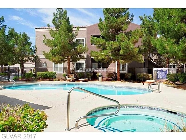 Building Photo - ? Wonderful 1-Bedroom Condo with Garage & ...