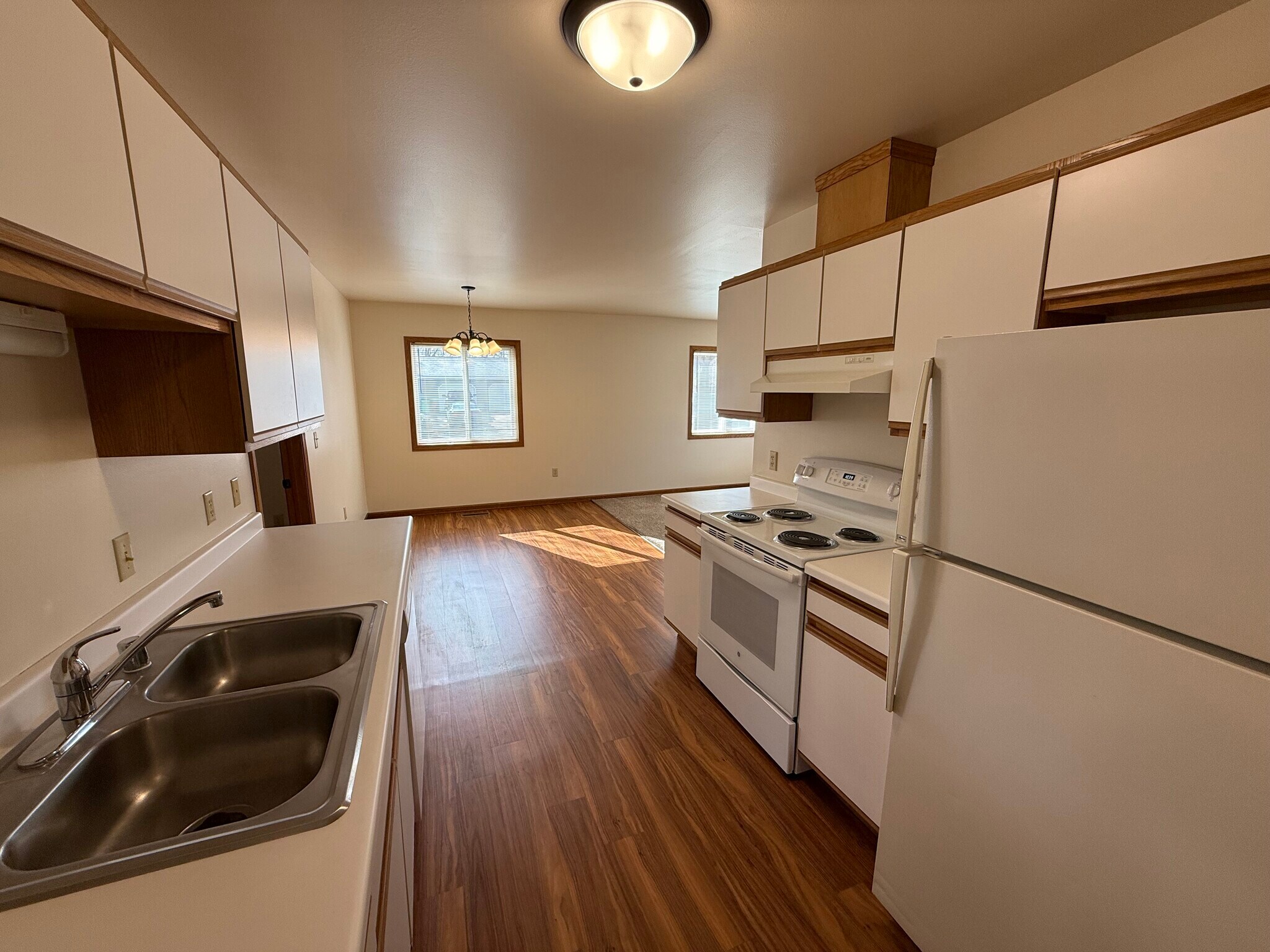 Building Photo - 1212 Glenn Pl