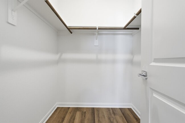 Building Photo - 209 Clark Rd