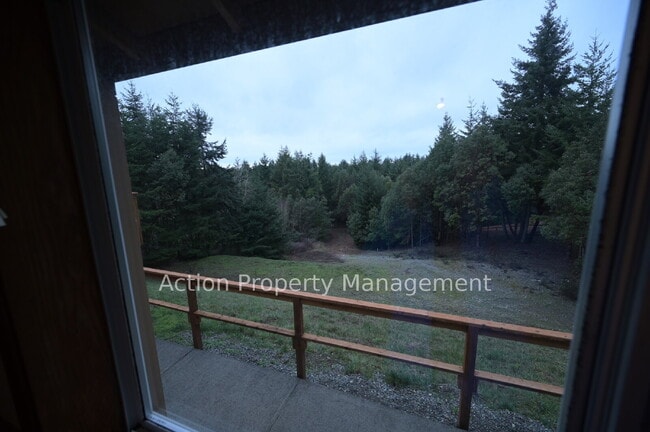 Building Photo - 2+ bed 2 bath home in Dungeness Heights, Sequim