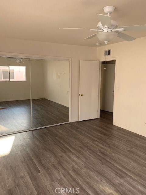 Building Photo - 217 Crest Dr