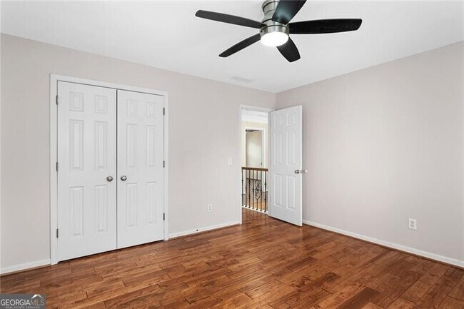 Building Photo - 560 Kimball Crest Ct
