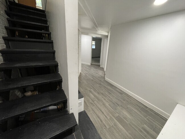 Building Photo - 5920 Chillum Plz NE