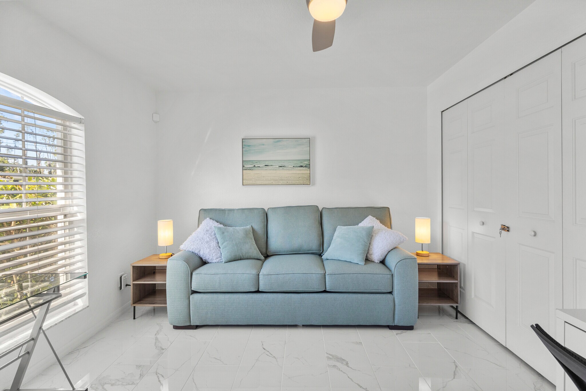 Building Photo - 3620 Candia Ave