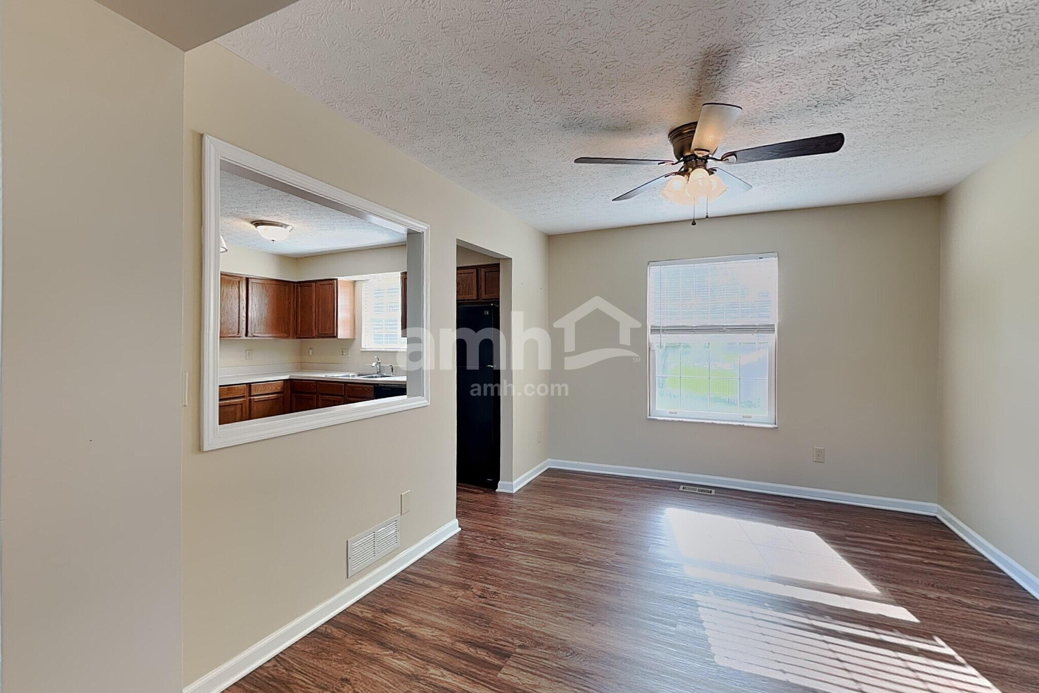 Building Photo - 12400 Bentwood Farms Dr