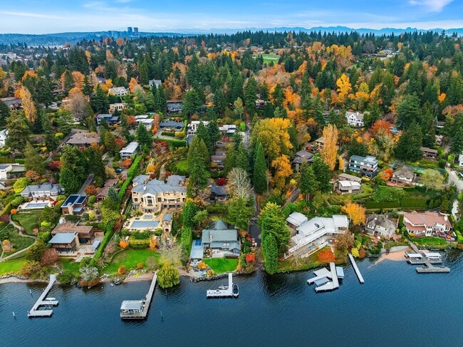 Building Photo - 4148 Boulevard Pl