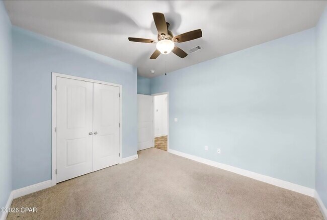 Building Photo - 282 Whispering Lake Dr