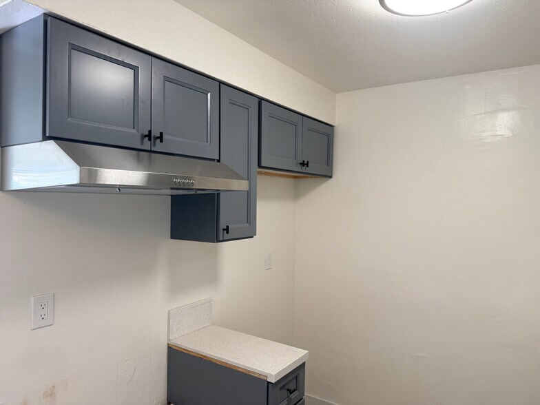 Building Photo - 632 Abbey Ln