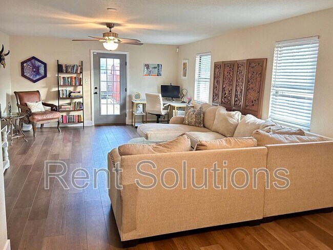 Building Photo - 5701 12th Ave S