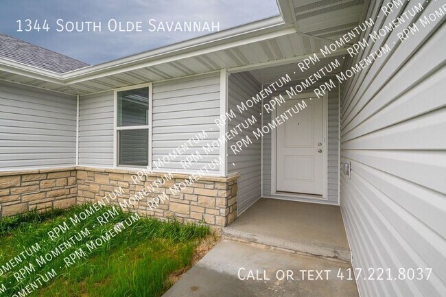 Building Photo - 1344 S Olde Savannah Ave
