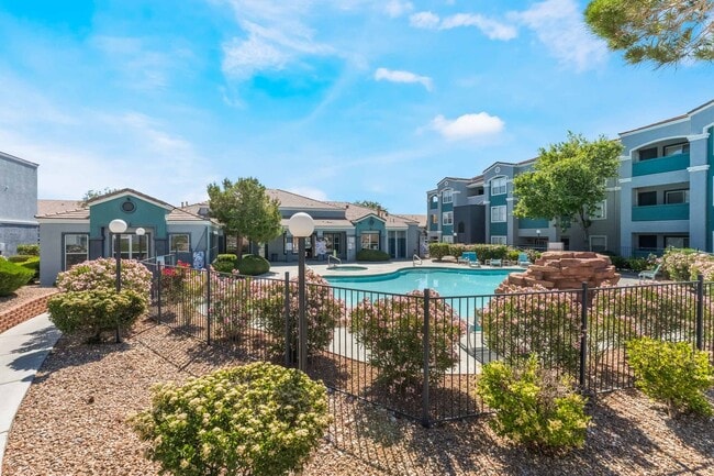 Building Photo - Modern 1-Bedroom Oasis: Prime Location!