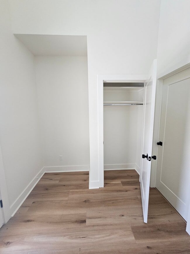 Building Photo - 7233 Havenwood Dr