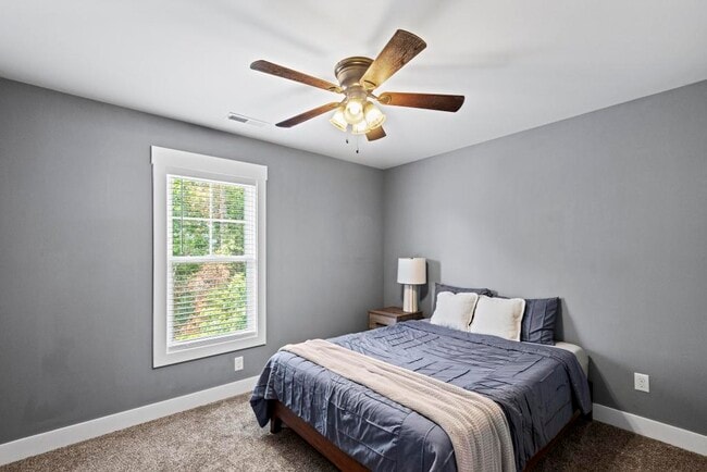 Building Photo - 205 Bangor Ct