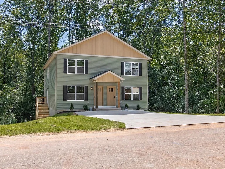 Primary Photo - 120 Brookmeade Dr