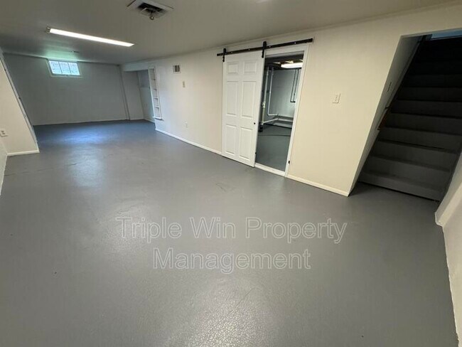 Building Photo - 3155 O Hare Dr
