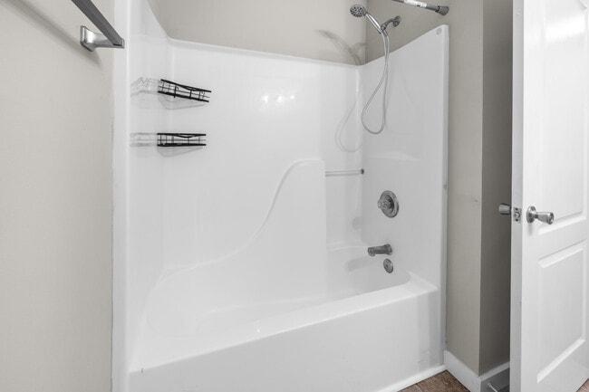 Building Photo - 1806 Shay-Lin Ct