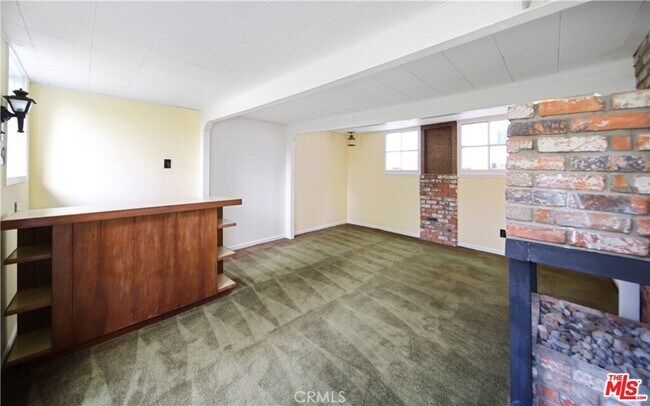 Building Photo - 8029 Airlane Ave