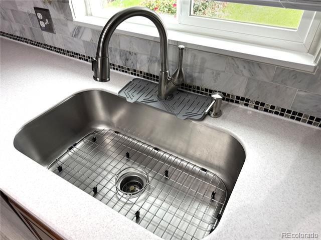 Building Photo - 1920 Willow St