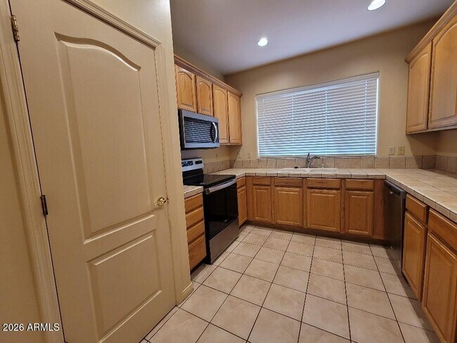 Building Photo - 12608 N Mountainside Dr