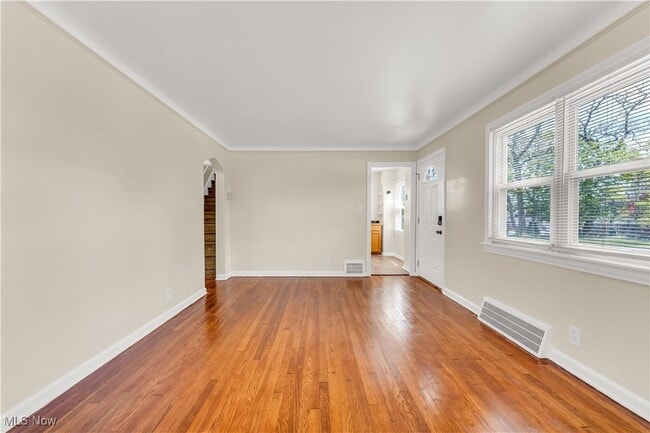 Building Photo - 21603 Hillgrove Ave