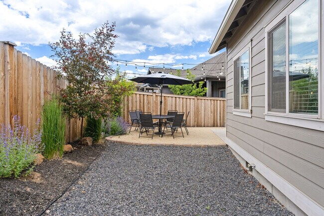 Building Photo - 60999 SE Geary Dr