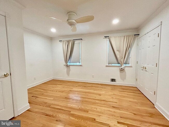 Building Photo - 328 Dodds Ln