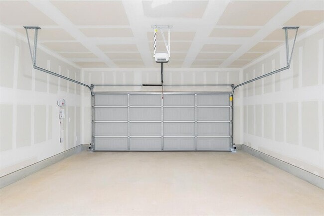 Building Photo - 342 Jade St