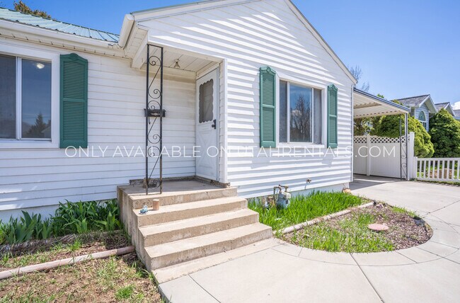 Building Photo - 347 S 500 W