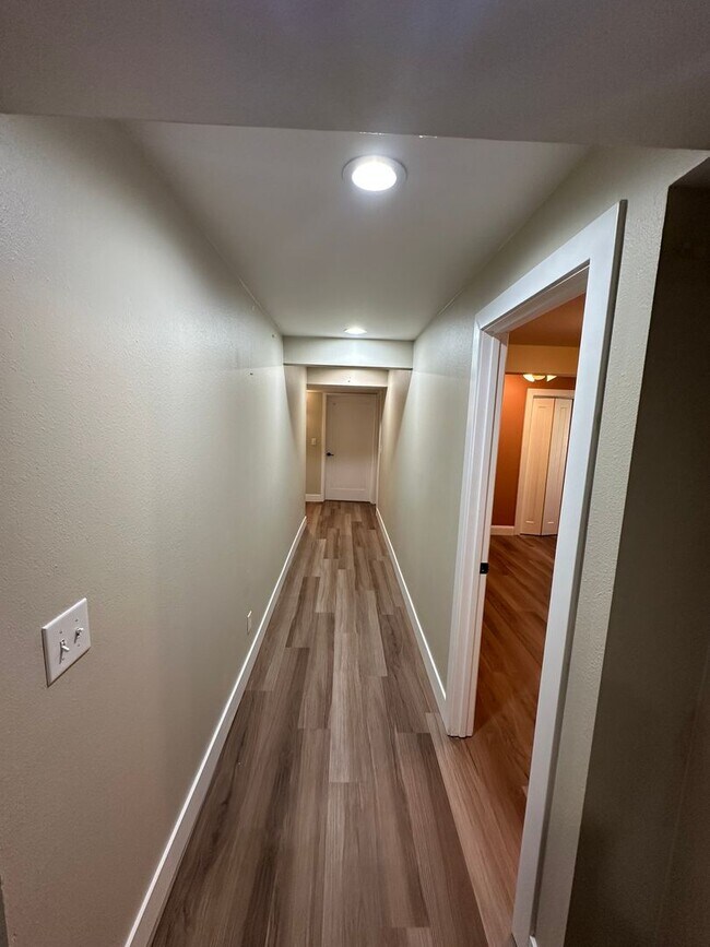 Building Photo - Amazing 4 Bedroom House in Ft. Collins!