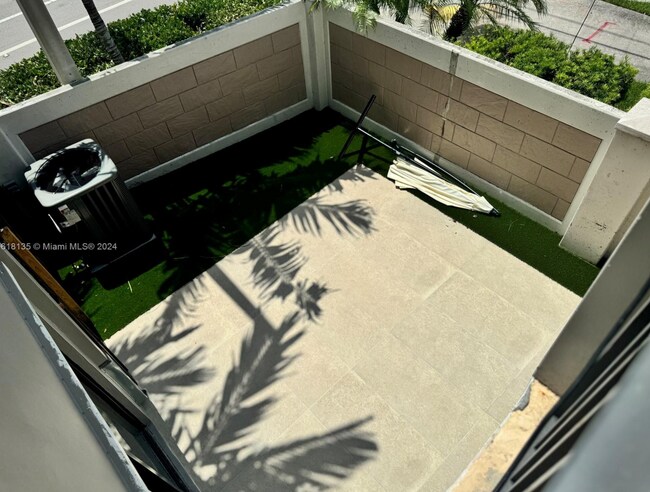 Building Photo - 10400 NW 58th Ter