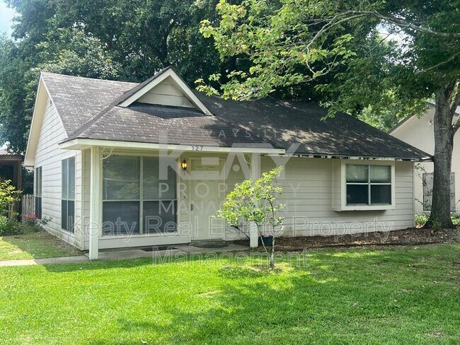 Building Photo - 127 Marietta Dr