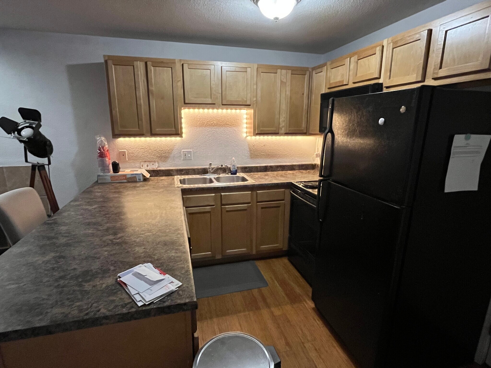 Building Photo - 1405 Broadway St