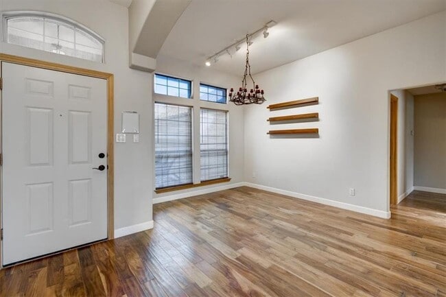 Building Photo - 21415 Boggy Ford Rd