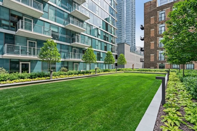 Building Photo - 1311 S Wabash Ave