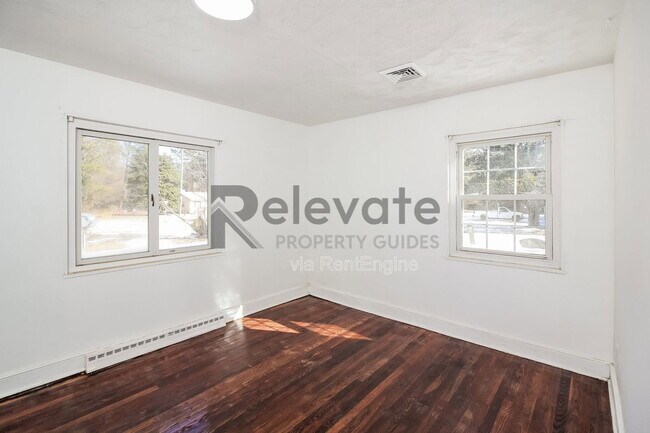 Building Photo - 4211 Wayside Rd