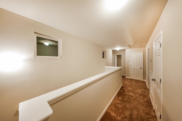 Building Photo - 236 Stonebriar Dr