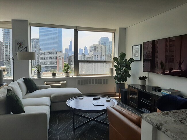 Building Photo - 1360 N Sandburg Terrace