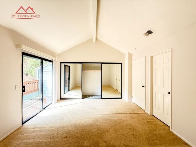 Building Photo - 18027 Hillwood Ln