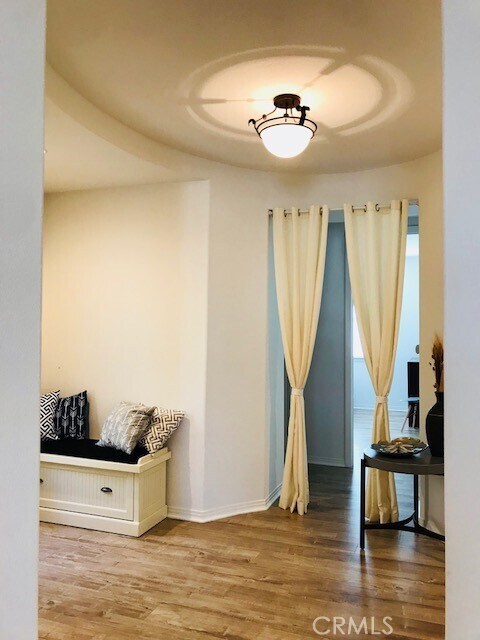 Building Photo - 2889 Plaza del Amo