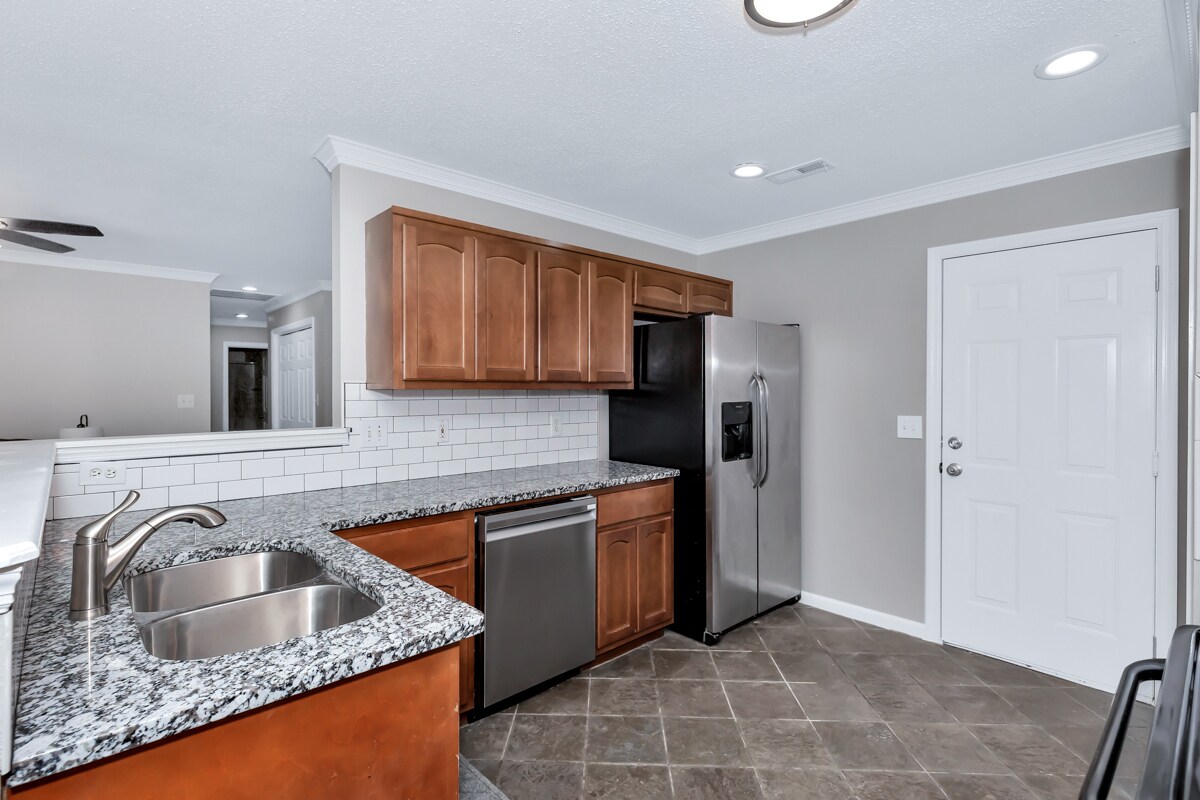 Building Photo - 275 Postwood Ct