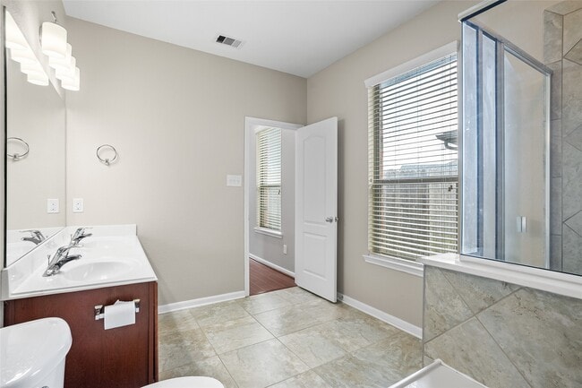 Building Photo - 6530 Bayliss Valley Ln