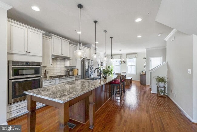 Building Photo - 13707 Petrel St