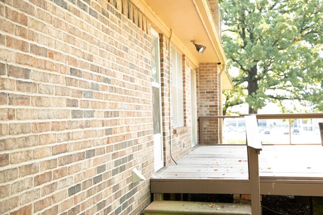 Building Photo - 2510 Church St