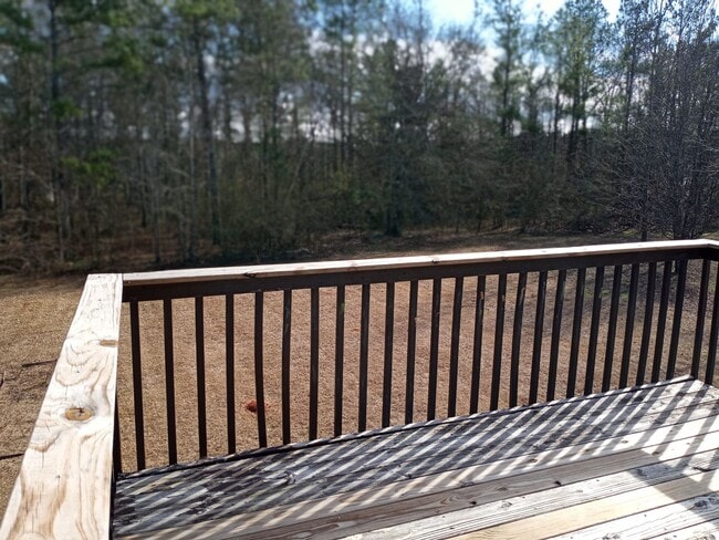 Building Photo - 3/2 with Large Bonus Room  - Split level home with large backyard