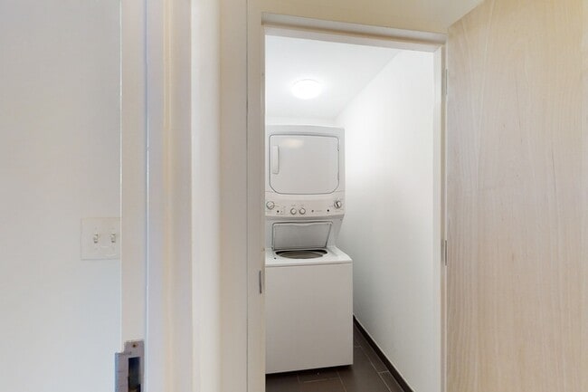 Floorplan - 1400 E. 57th Street