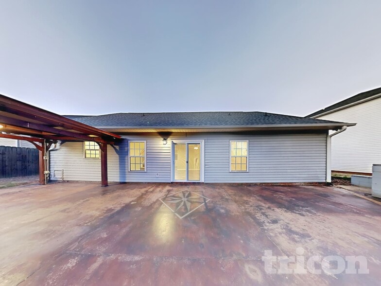 Building Photo - 254 Riverrun Dr