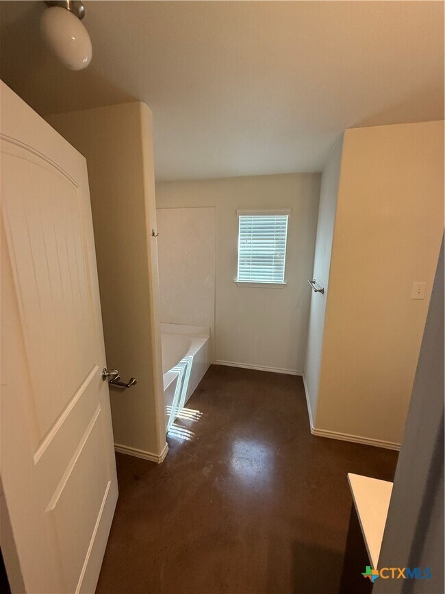 Building Photo - 4405 Texas Rangers Dr