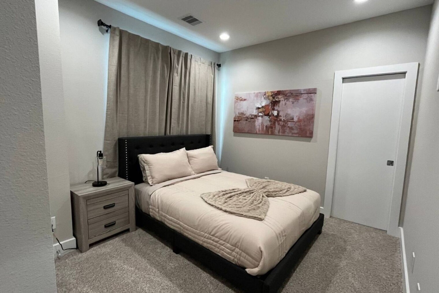 Building Photo - 3208 Bostic St