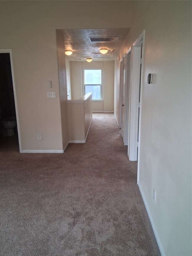 Building Photo - 13610 Spectacled Bear