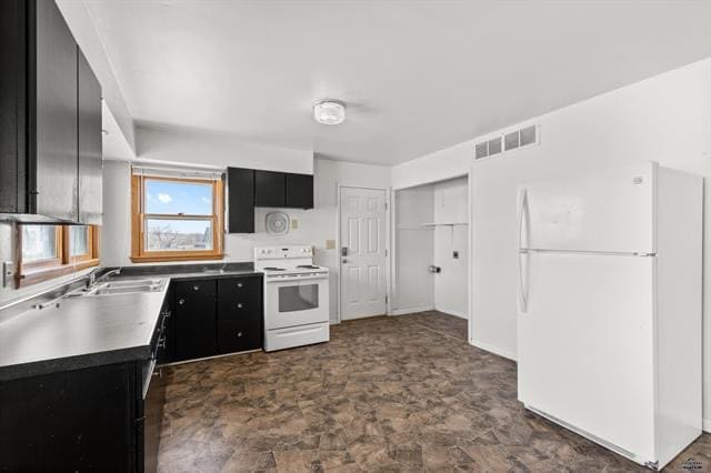 Building Photo - 832 Haines Ave